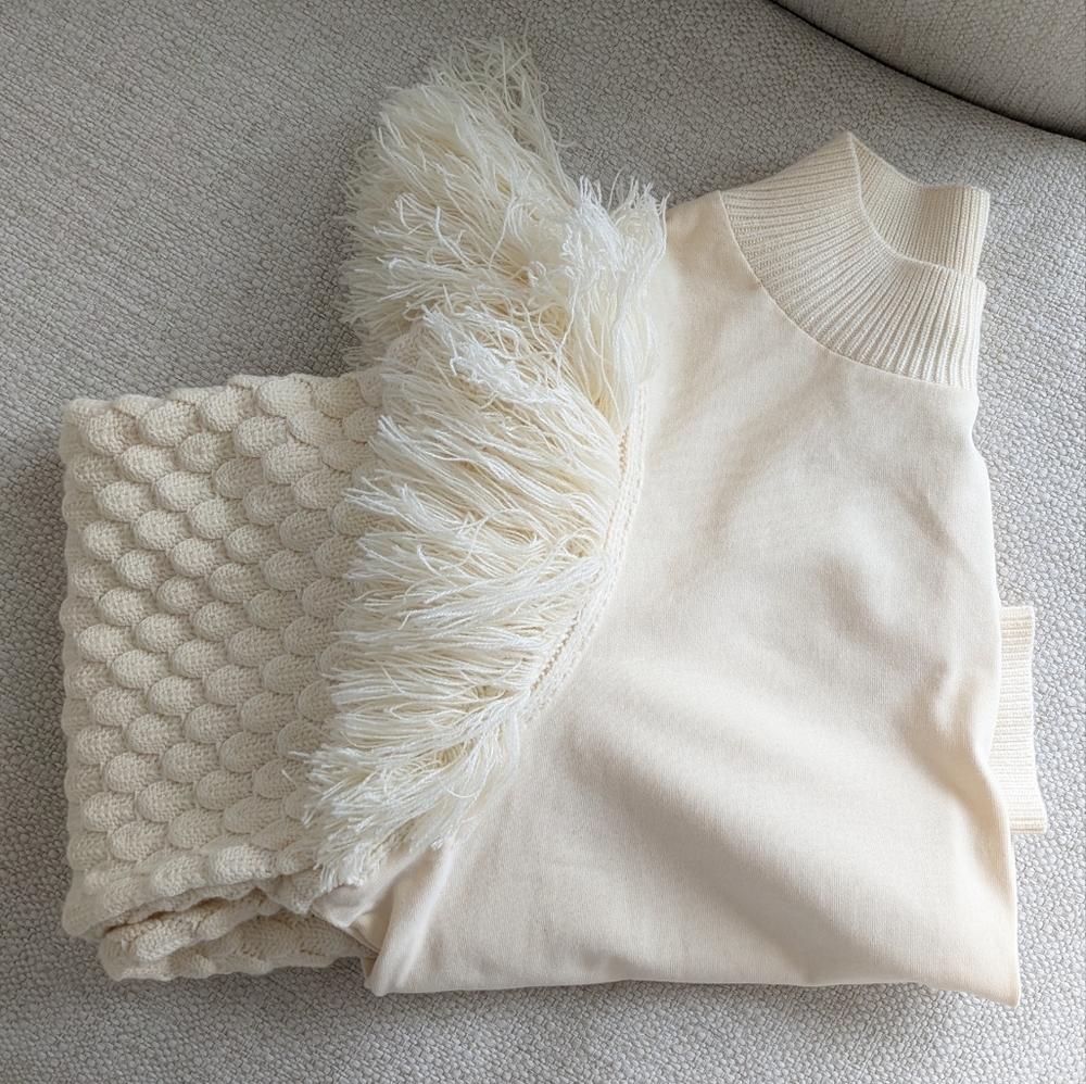 Dolan Cream Sweater with Textured Sleeves